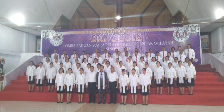 15 Peserta Paduan Suara Kategori Big Choir Telah Tampil, Wilayah Langowan Kelelondei Unggul Sementara