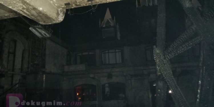 Api Melahap Habis Gedung GMIM Solagratia Kayuwatu Dan Pastori 2
