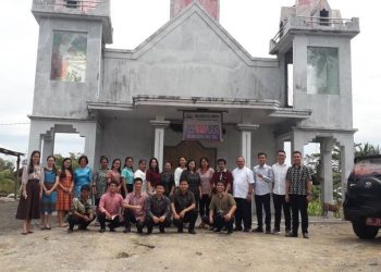 Pdt Roy Ajak Masyarakat Nelayan dan Tani Jemaat GMIM Tiberias Parentek Giat Bekerja dan Beribadah