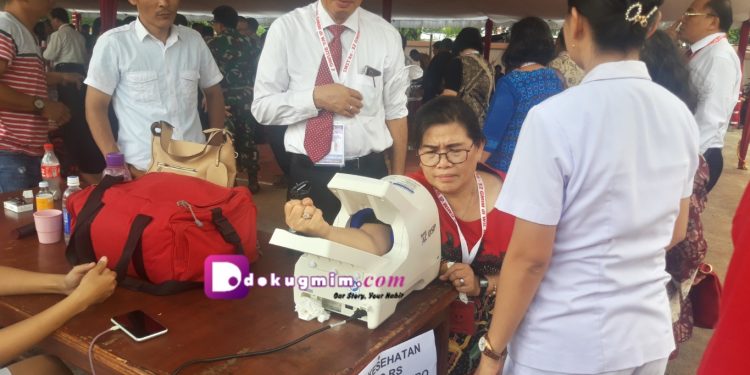 Alat Tensi RSUD Manembo-Nembo Curi Perhatian  SMST Ke 32