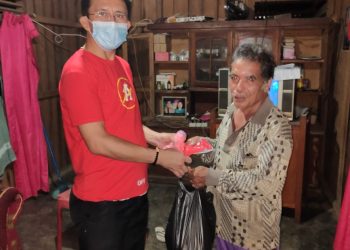 PKB GMIM Baitel Tendeki Wilayah Bitung 11 Bagikan 226 Paket Bantuan