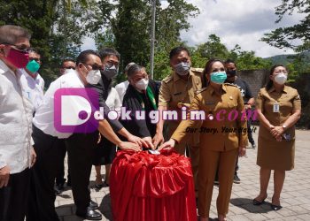 Gubernur Resmikan Kampus Pascasarjana UKIT Dan Woman and Child Shelter GMIM