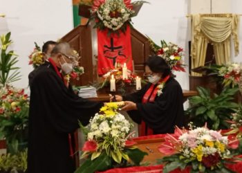 Pelantikan dan Serah Terima Pelayanan Ketua BPMJ Imanuel Walian Wilayah Tomohon Empat