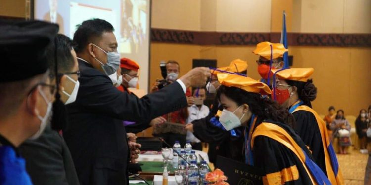 Setelah Gelar Wisuda Bagi 848 Lulusan, UKIT Targetkan Miliki Fakultas Kedokteran