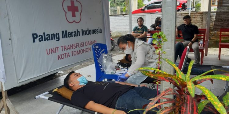 Dies Natalis GMKI ke-71, GMKI Tomohon Gelar Aksi Donor Darah