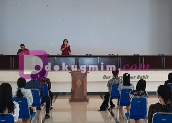 300 Vikaris Pendeta Diterima