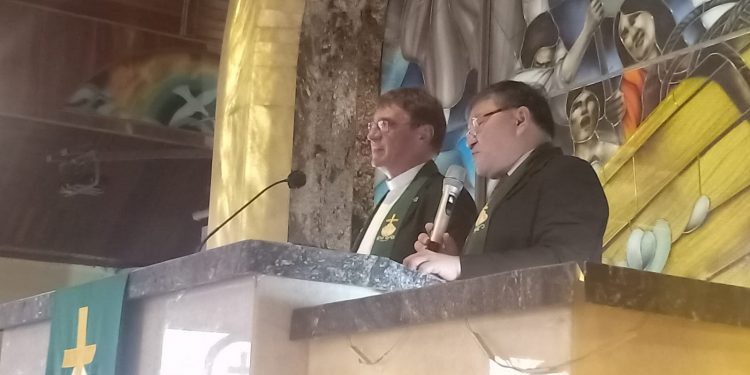 Hari ini, dua Ketua Sinode hadir di Wanea