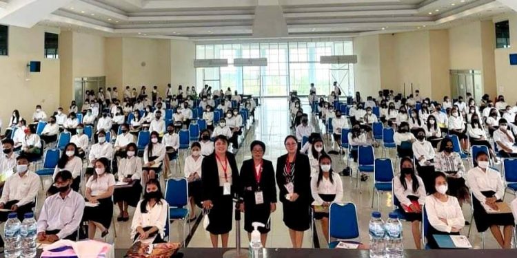 Hari Ini, 611 Calon Mahasiswa Baru Fakultas Teologi UKIT Ikut Tes Tertulis