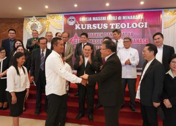 Kursus Teologi Pelsus GMIM Gelombang II Dibuka, Arina: Dua Hari Memang Tidak Cukup