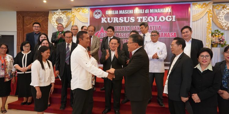 Kursus Teologi Pelsus GMIM Gelombang II Dibuka, Arina: Dua Hari Memang Tidak Cukup