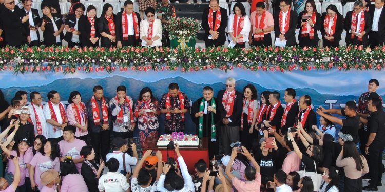 HUT ke-89 GMIM Bersinode, Arina Ingatkan Mengenai Panggilan