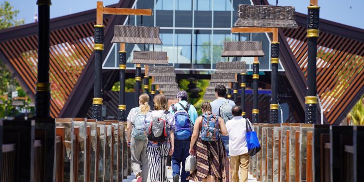 EKHN Youth Exchange: Bunaken, Ekologi dan Rekreasi