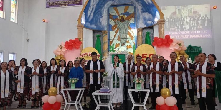 Ibadah Syukur HUT ke-150 Jemaat GMIM Kalvari Raanan Lama.