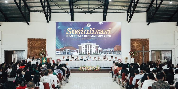 Hari ini, Sosialisasi Draft Tata Gereja GMIM. Ketua BPMS : Mari Dukung Dan Doakan