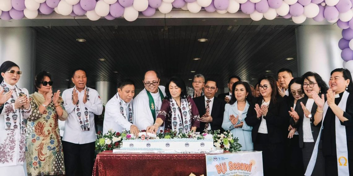 Ibadah Syukur HUT ke-92 GMIM Bersinode Digelar di Lapangan Kantor Bupati Minahasa Selatan